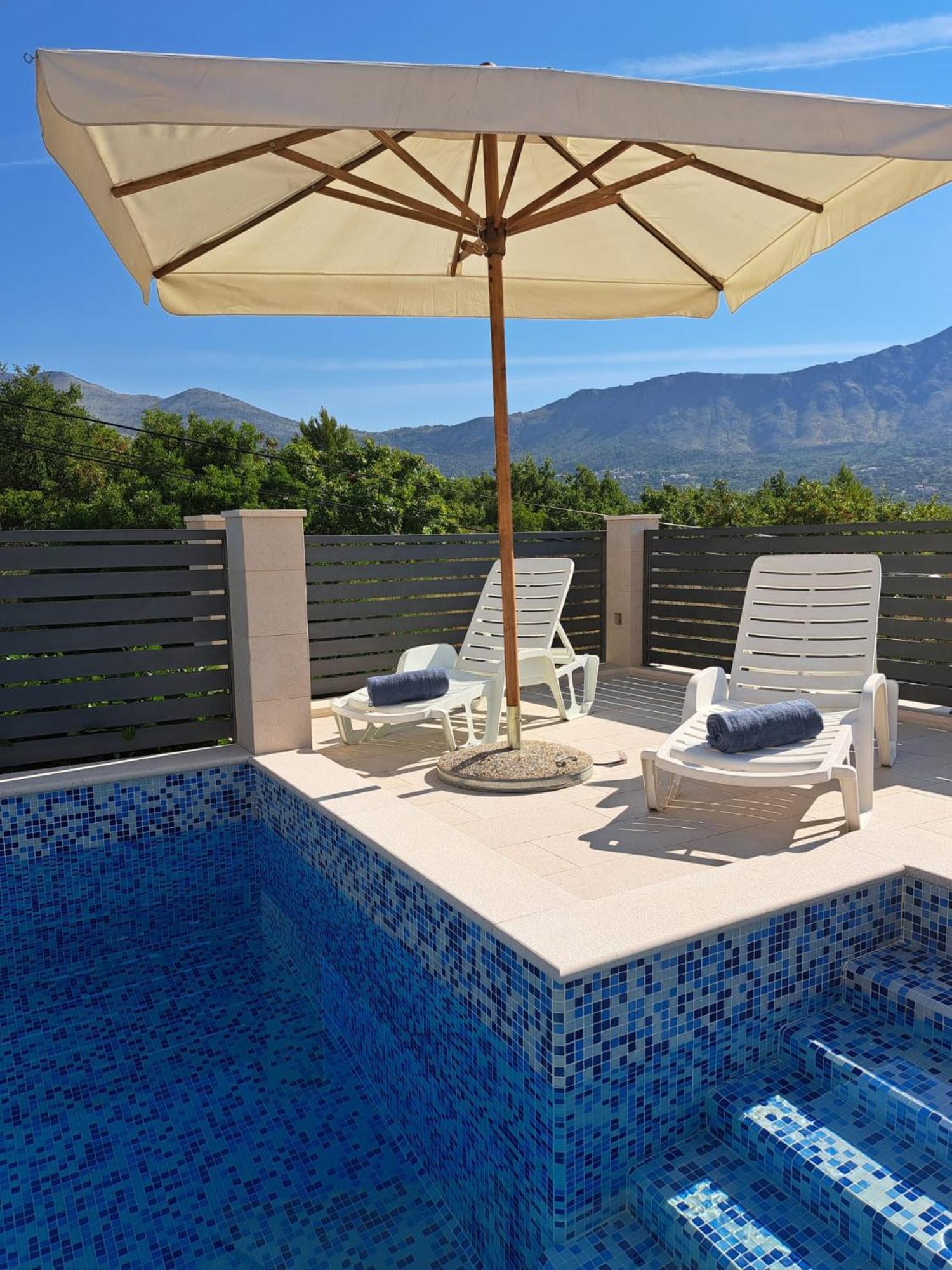 Villa "Amber" Luxury Apartments With A Pool Mlini Εξωτερικό φωτογραφία