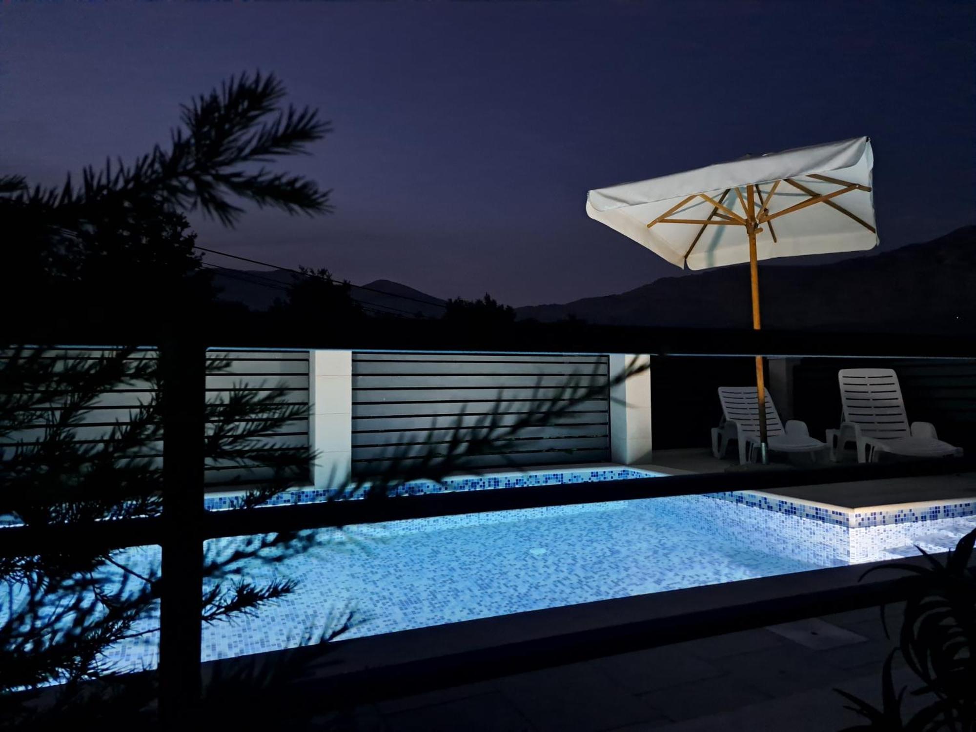 Villa "Amber" Luxury Apartments With A Pool Mlini Εξωτερικό φωτογραφία