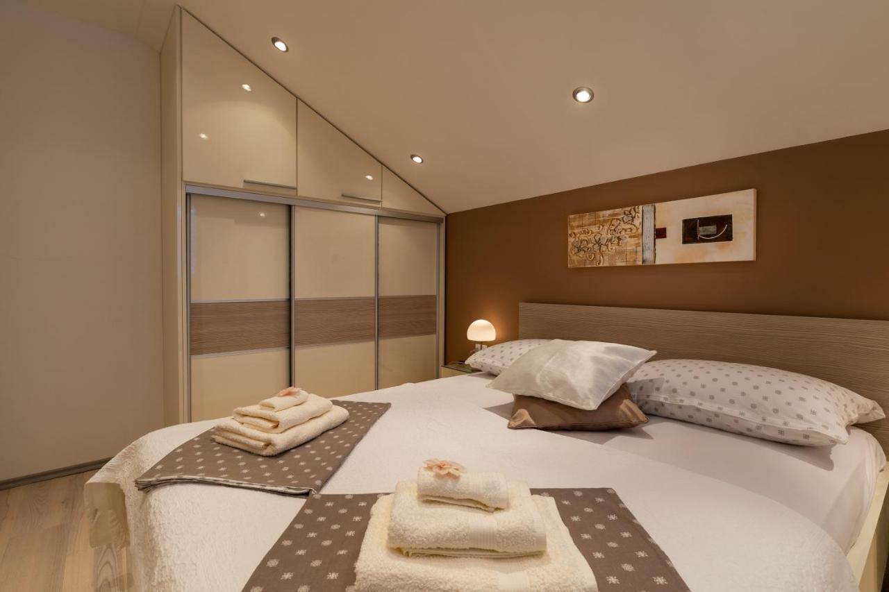 Villa "Amber" Luxury Apartments With A Pool Mlini Εξωτερικό φωτογραφία